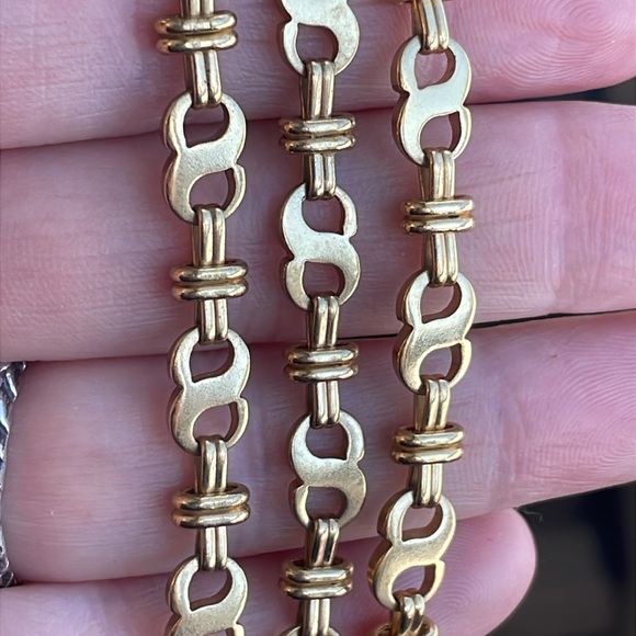 Jewelry - Vintage Gold Tone 31 Inch Fancy Link Chain Necklace